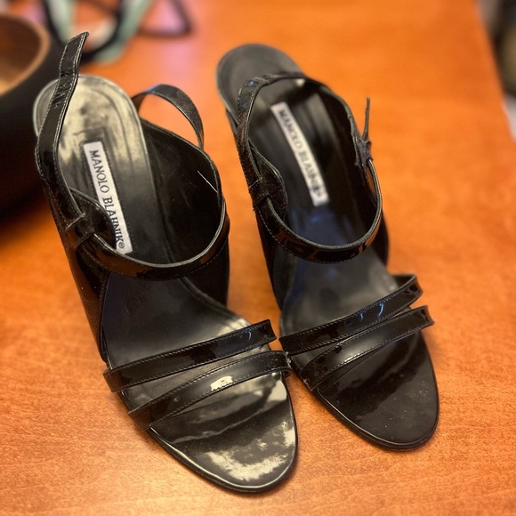 Manolo Blahnik black heel straps sandal - Picture 1 of 4
